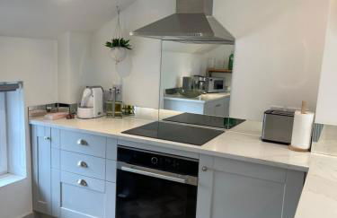 Lees Lookout Holt ,2 bedroom luxury apartment with private parking - Foto 13