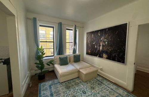 7-14 mins to Times Square, Rare unit! - Foto 2