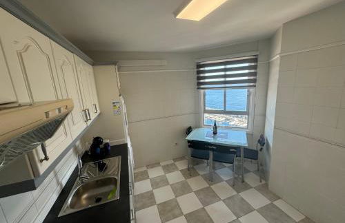 Un lujoso duplex en Radazul en primera linea de playa y con parking propio - Foto 17