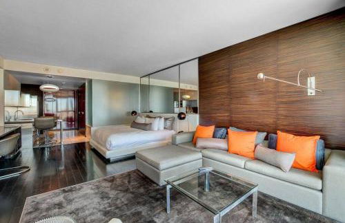 Strip View Luxury Studio No Resort Fee Palms Place - Foto 6