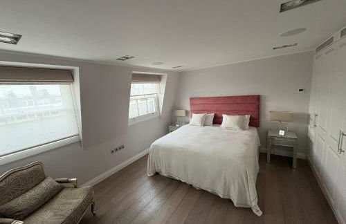 Luxury 4 Bedrooms 5 Baths 2 Receptions Family House with Garden Chelsea - Foto 32