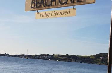 HighTide - 2 bed with parking, balcony & sea view. - Photo 9