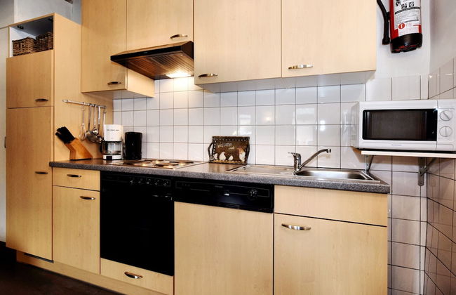 Lovely Holiday Home in Richelle With Barbecue - Photo 4