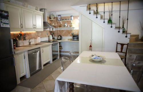 Villa Arisa with pool - Foto 14