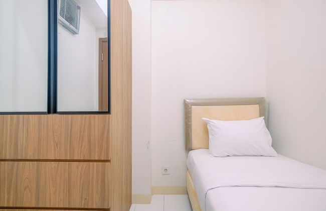 Comfortable 2BR Apartment at Podomoro Golf View - Photo 3