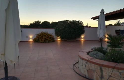 La casa di Clelia Torre colimena porto cesareo salento esclusiva 2 piani con 6 camere doppie 3 bagni posti auto terrazza giardino 5 minuti dal mare - Foto 9