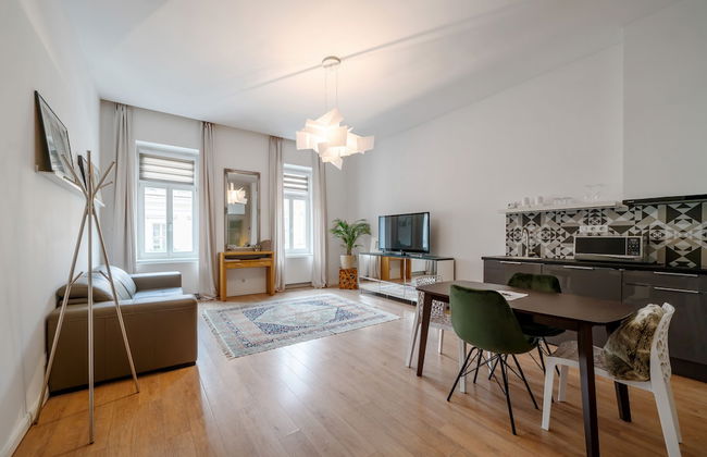 Baross Boutique Apartman Urban Rooms - Photo 9