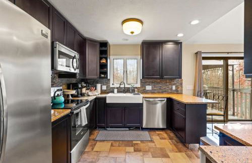 Cozy Mountain Song- Massanutten Mountain - Foto 1