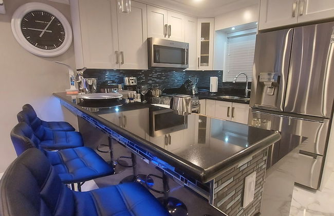 Sunset Mews Luxurious 3 Bed Townhouse - Photo 9