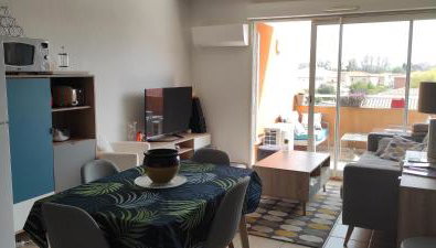 Appartement avec grande terrasse à 15 mn de la mer - Foto 1