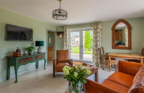 Self-contained cosy one bedroom holiday barn - Photo 14