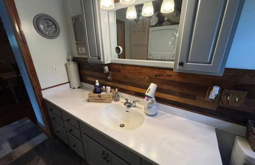 Lake Moraine Home #7 Near Colgate University - Photo 10