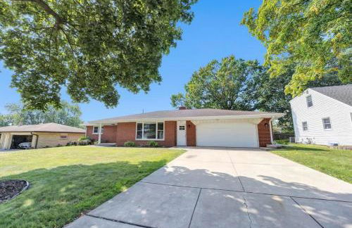 Charming 4-Bedroom Home Short Walk to Lambeau - Foto 6