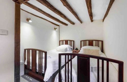 3 bedroom 17th Century Cottage - Photo 21