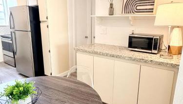 Sunny Miami Beach Getaway , Steps from the Ocean! - Foto 3