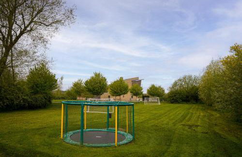 Toad Hall Pet-Friendly Family Stay, Lake Access - Foto 73