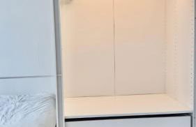 Yeganeh Stays Cologne - Foto 49