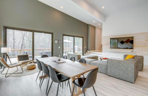 Hot Tub and Fire Pit Modern North Carolina Retreat - Foto 3