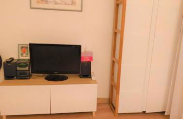 FREJUS proche plage - Location Appartement F2 climatisé avec balcon - Foto 4