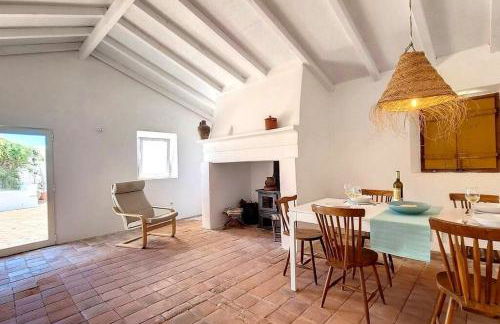 Casa Típica com Pátio e Tanque - Foto 10