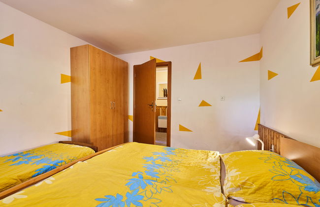 2 bedroom Apartment in Stárkov with swimming pool and garden - Photo 20