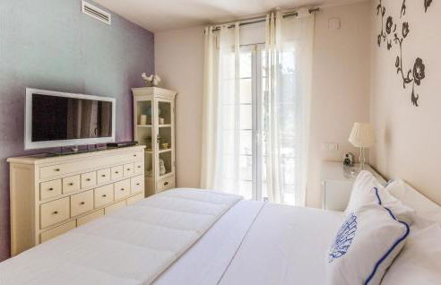 5 Bedroom Amazing Home In Cabrils - Foto 32