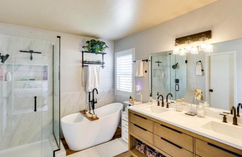 Outdoor Entertaining Space Family Henderson Home - Foto 17