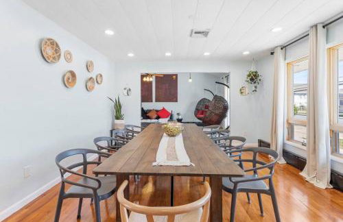 AC Beach Farmhouse Retreat - 5BD 2BA - Foto 3