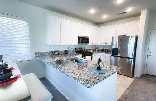 California 3-Bedroom Desert Escape With Garden - Foto 61