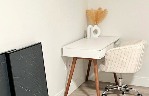 Modern 2 Bed Furnished Apartment in Quincy - Foto 3