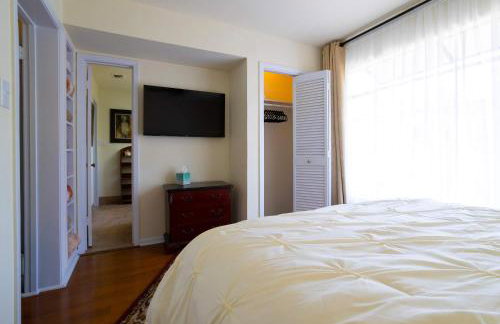 Mariposa Monarch - Walk to River - Foto 57