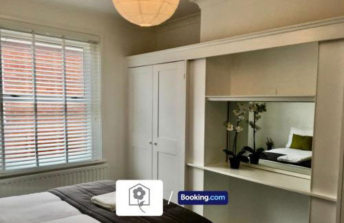 Netley Village Apartment By Your Stay Solutions Short Lets & Serviced Accommodation Netley Southampton With Free Wi-Fi - Photo 10