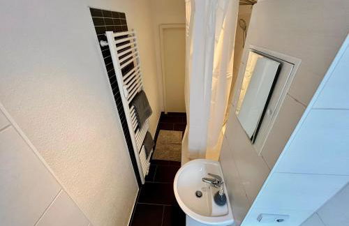 KMHosting Zentrum Modern Appartement - Kingsize Boxspringbett - Foto 14