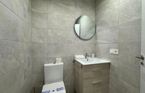 Reino Vlc - centrico y amplio piso - Photo 12