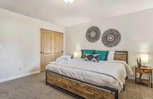 3BR with Patio and Fire pit near Hiking & Downtown - Foto 22