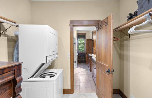 Snowed Inn - Meredith Lodging - Foto 49