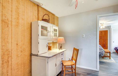 4 Mi to Rio Grande Bosque Farms Home with Patio! - Foto 12