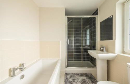 Luxury Detached Home - Foto 8