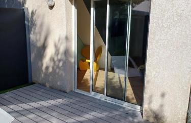 Quiet loft 7 min to Roseraie metro station - Photo 4