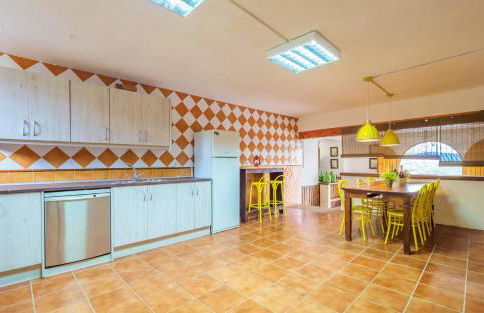Spacious House in Can Trabal - Foto 8