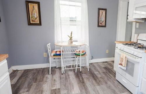 Cozy Haven at the footsteps of Harbor East - Foto 25