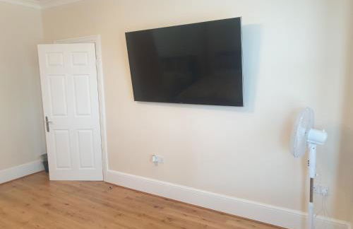 London Luxury Apartments 5 min walk from Ilford Station, with FREE PARKING FREE WIFI - Foto 66