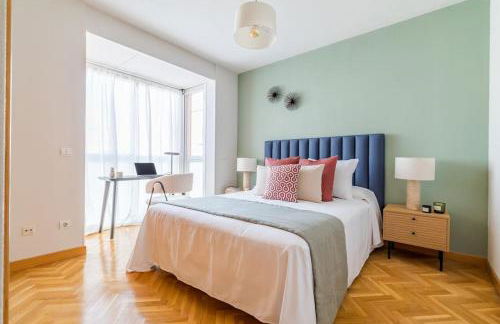 Apartamento con parking y piscina - Foto 12