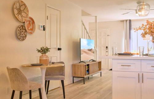 The Scott Getaway - Walkable to Old Town, remodeled space, outdoor pool! - Foto 8