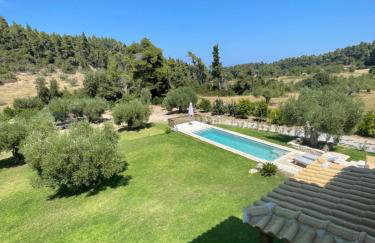 Paralia Homes cheerful 2 bedroom with pool, unit #1 - Foto 5