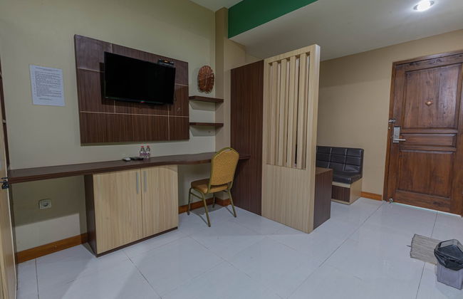 Hotel D'Madinah Inn - Gentan - Foto 13