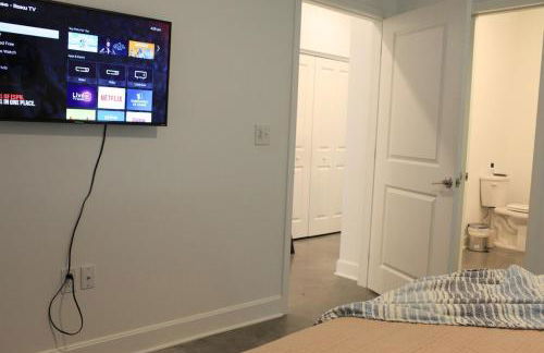 The Lawrencian Loft -2BD king & Queen beds, 2 BA - Foto 31