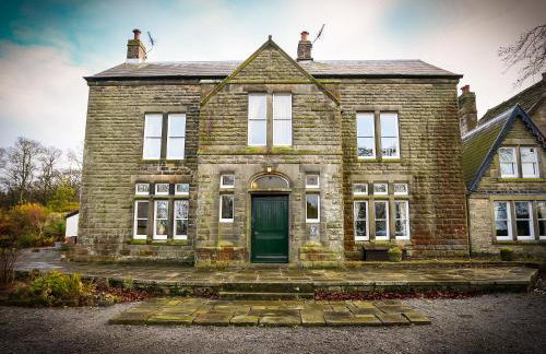 Ridge Hall - Photo 2