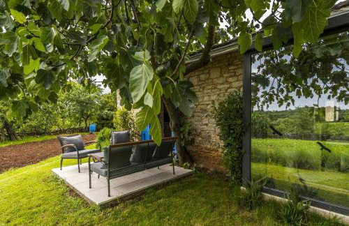 Village Miljavci - Photo 33