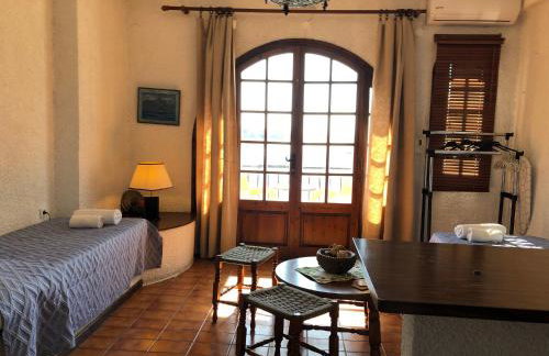 Villa Belmar Self-Catered Apartments - Photo 3